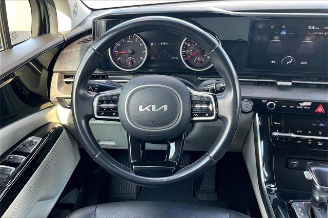 used 2022 Kia Carnival car, priced at $32,995