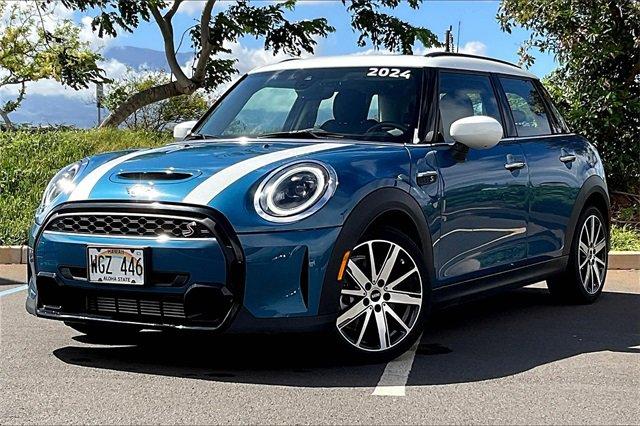 used 2024 MINI Hardtop car, priced at $32,895