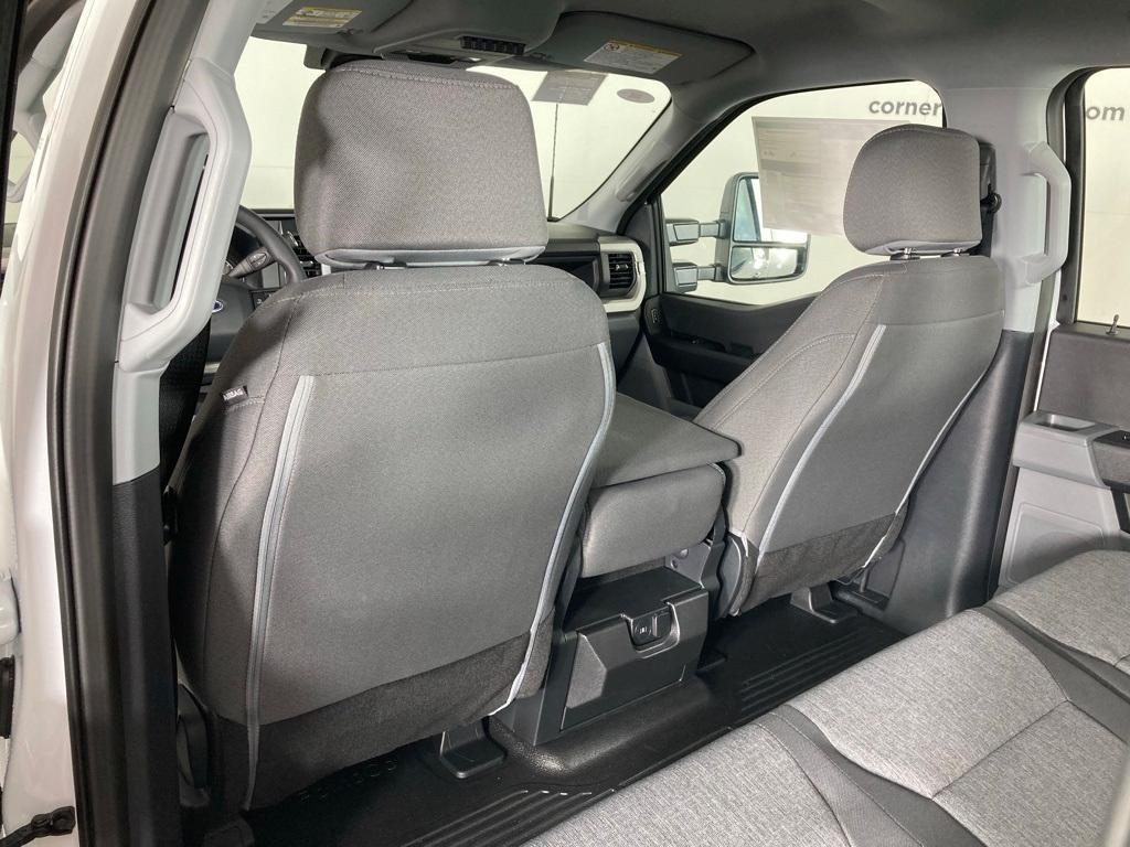 new 2025 Ford F-250 car, priced at $52,498