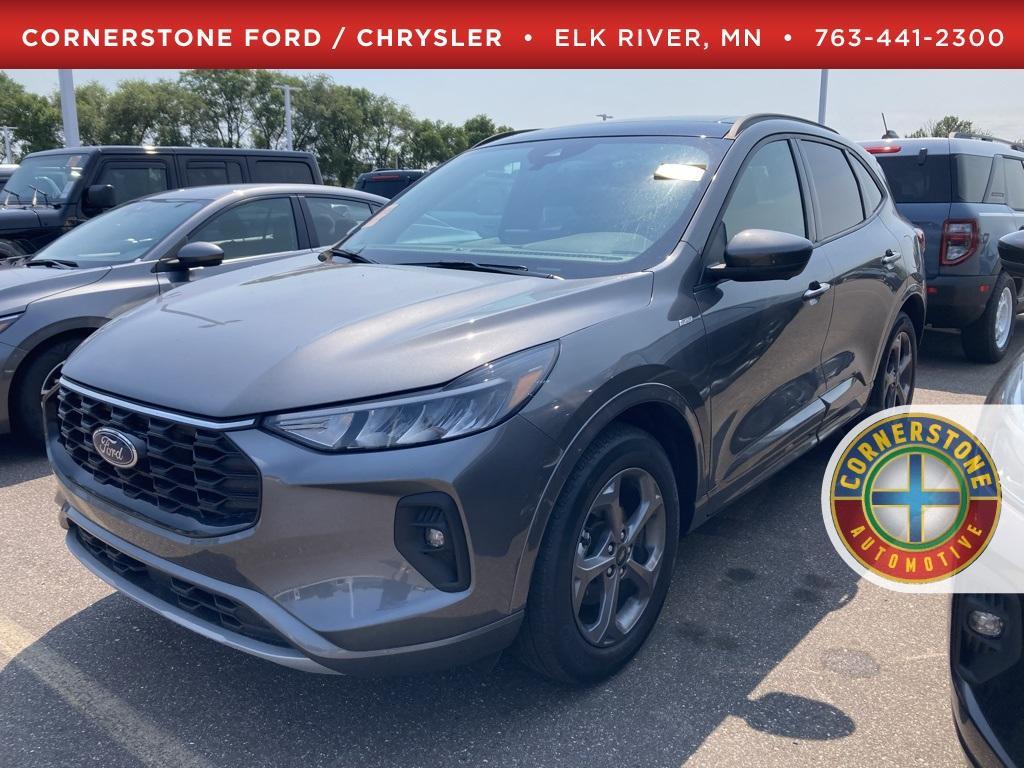 used 2023 Ford Escape car, priced at $29,999
