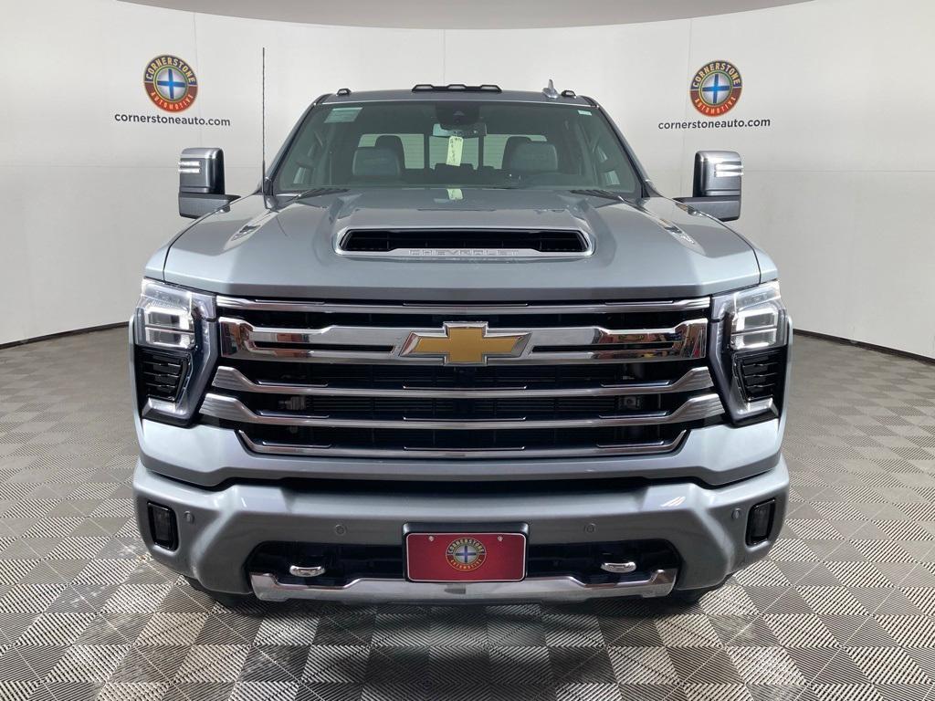 used 2024 Chevrolet Silverado 3500 car, priced at $75,999
