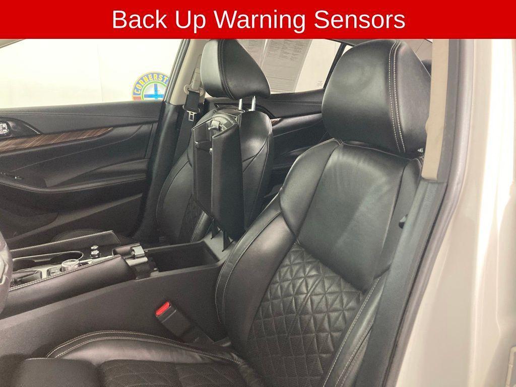 used 2016 Nissan Maxima car, priced at $18,999