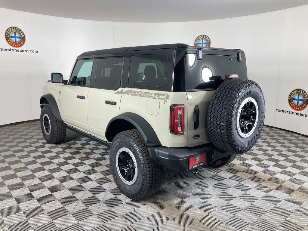 new 2025 Ford Bronco car, priced at $65,472