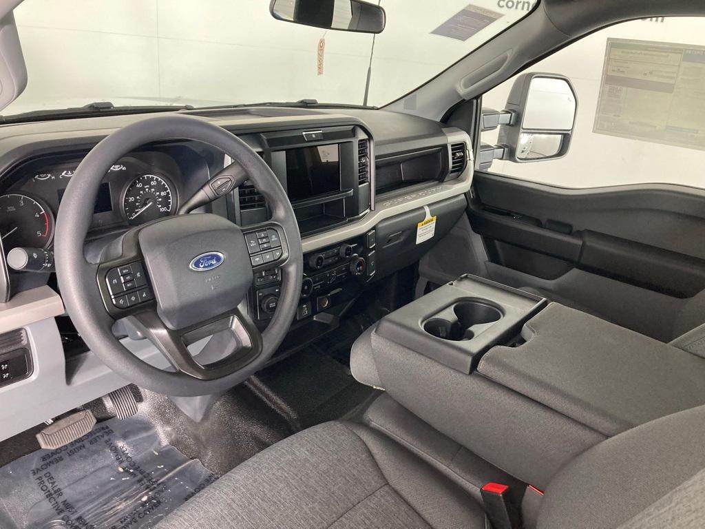 new 2025 Ford F-350 car, priced at $65,992