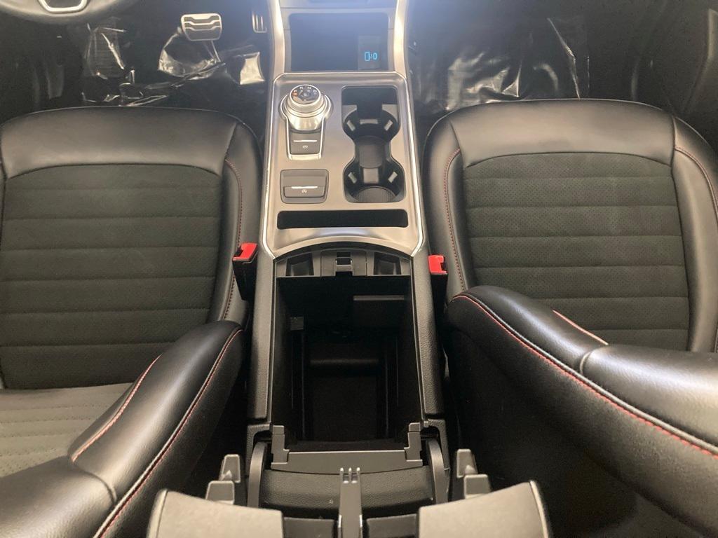 used 2024 Ford Edge car, priced at $34,999