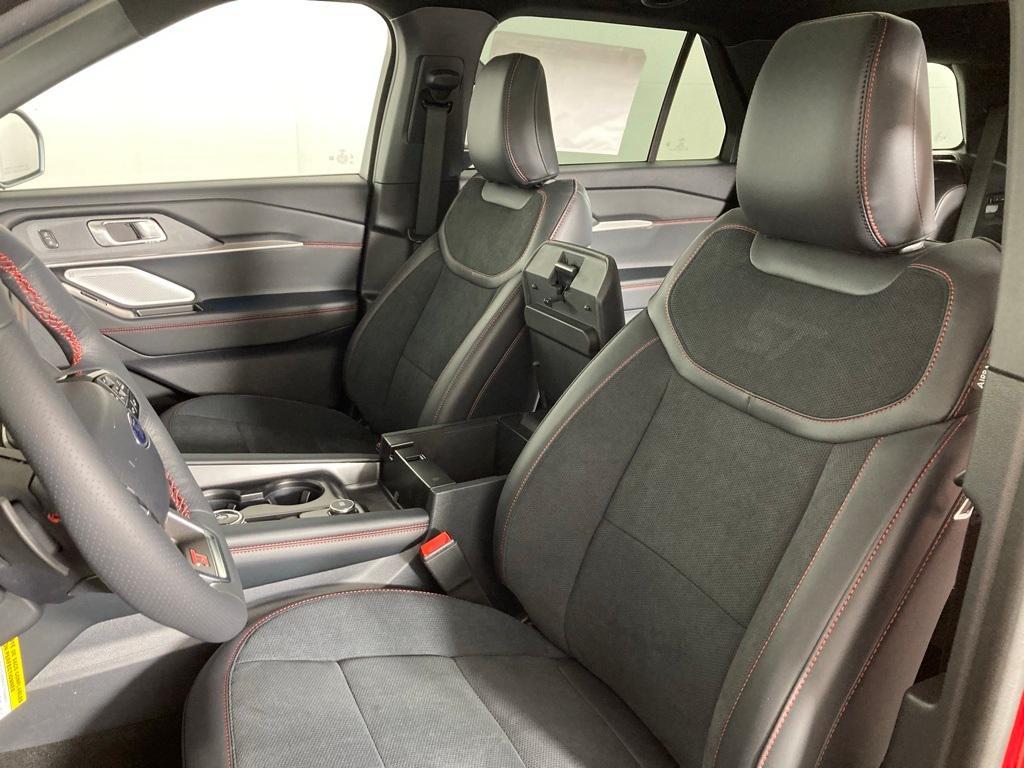 new 2025 Ford Explorer car, priced at $57,359