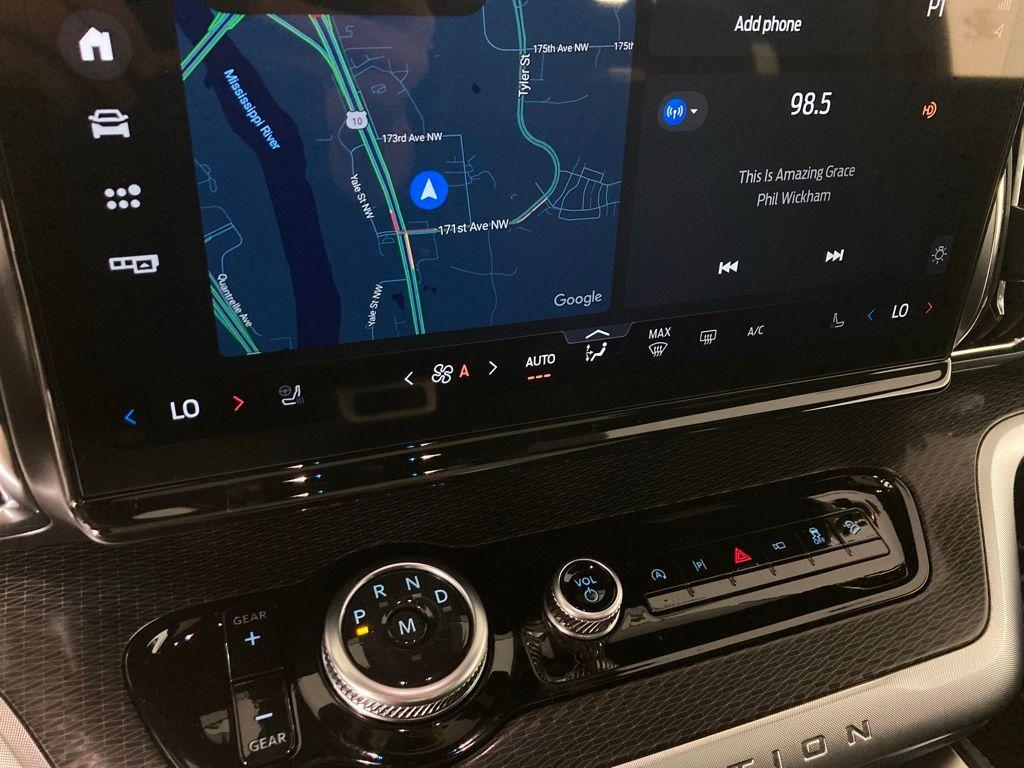 new 2025 Ford Expedition car, priced at $84,946