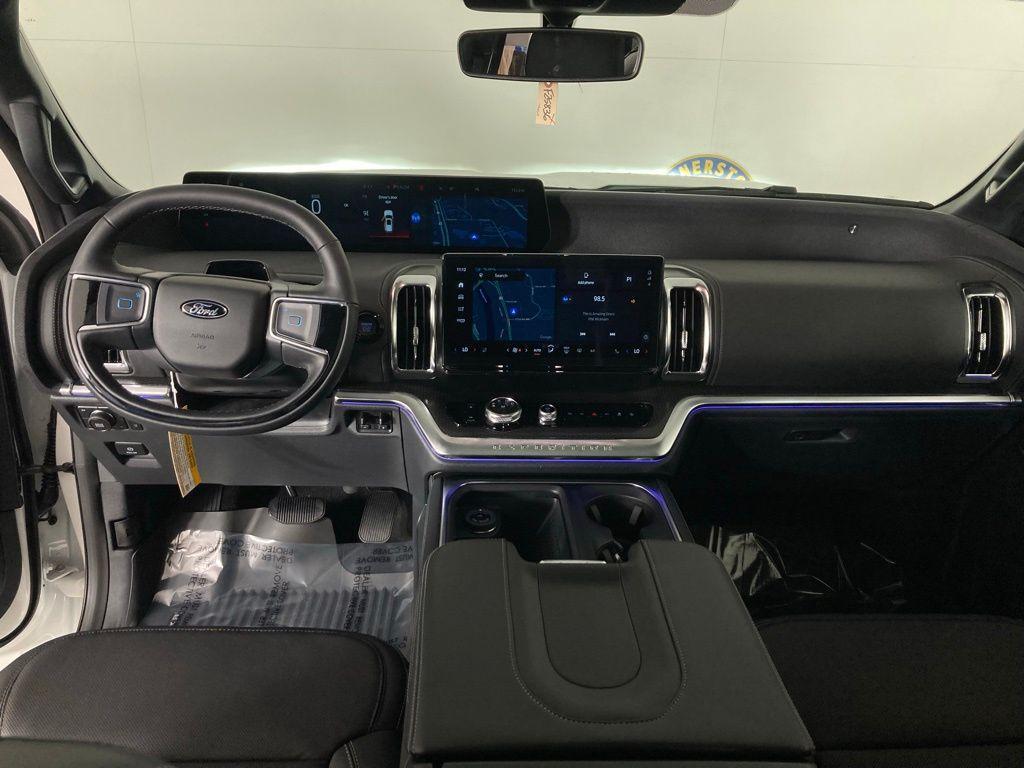 new 2025 Ford Expedition car, priced at $84,946