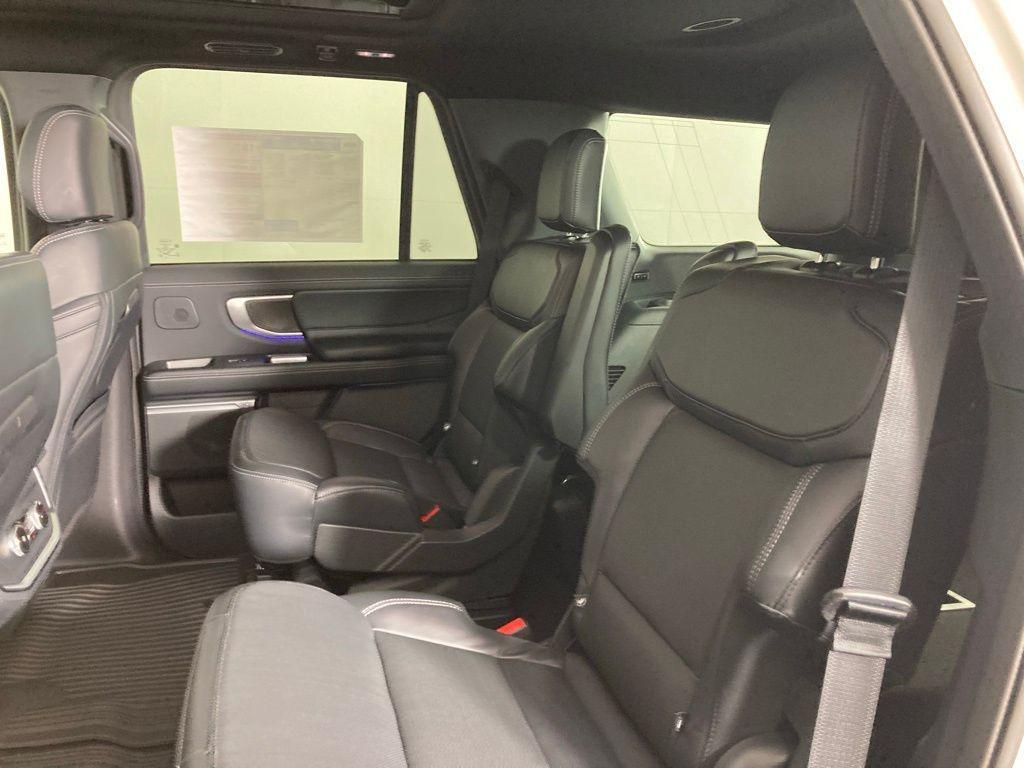 new 2025 Ford Expedition car, priced at $84,946