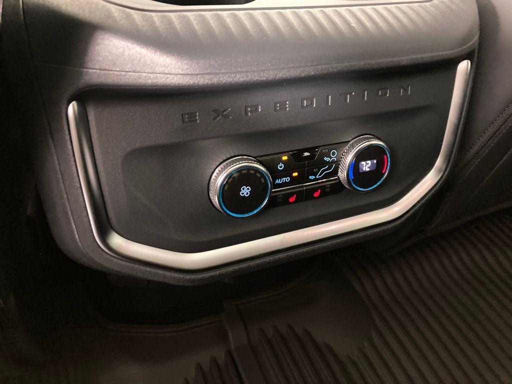 new 2025 Ford Expedition car, priced at $84,946