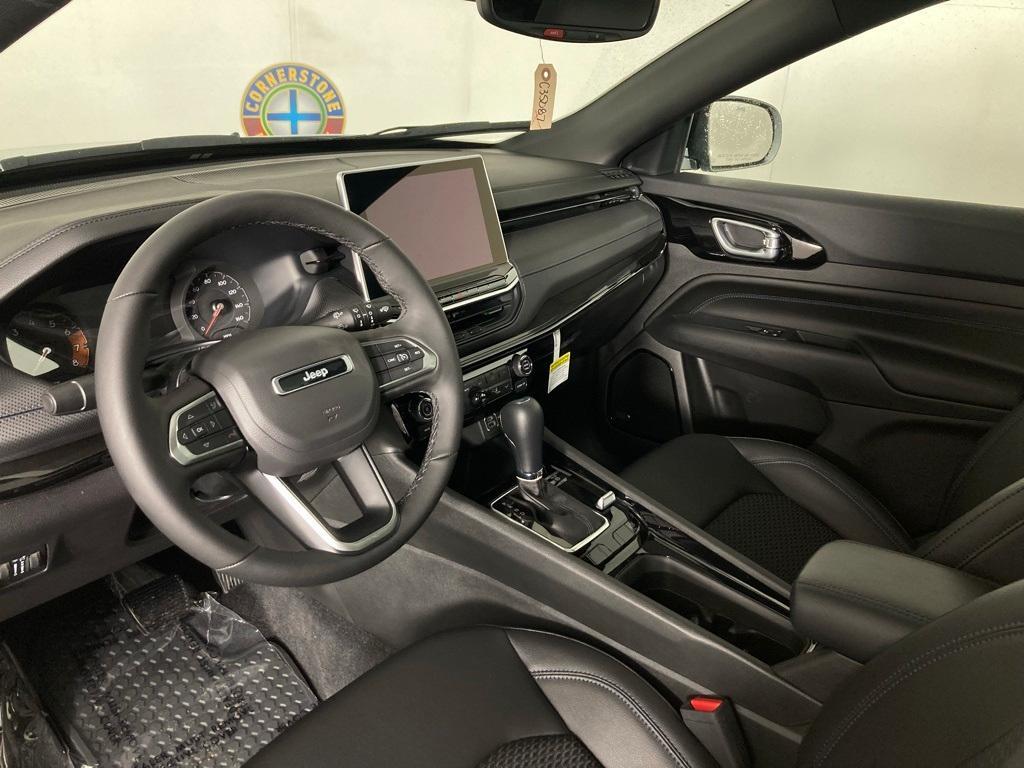 new 2025 Jeep Compass car, priced at $28,102