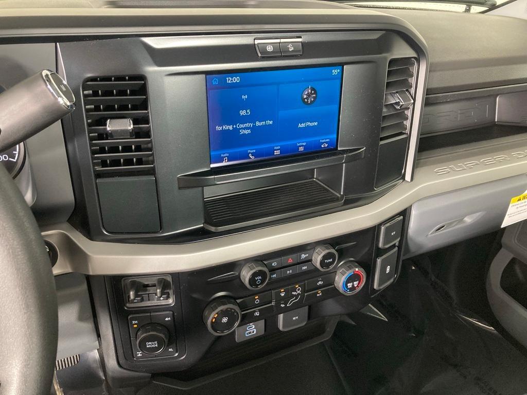 new 2025 Ford F-250 car, priced at $62,498