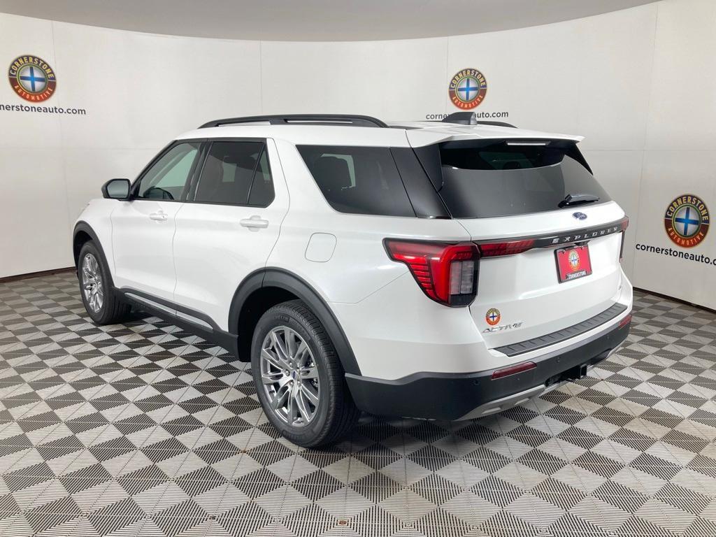 new 2025 Ford Explorer car, priced at $48,040