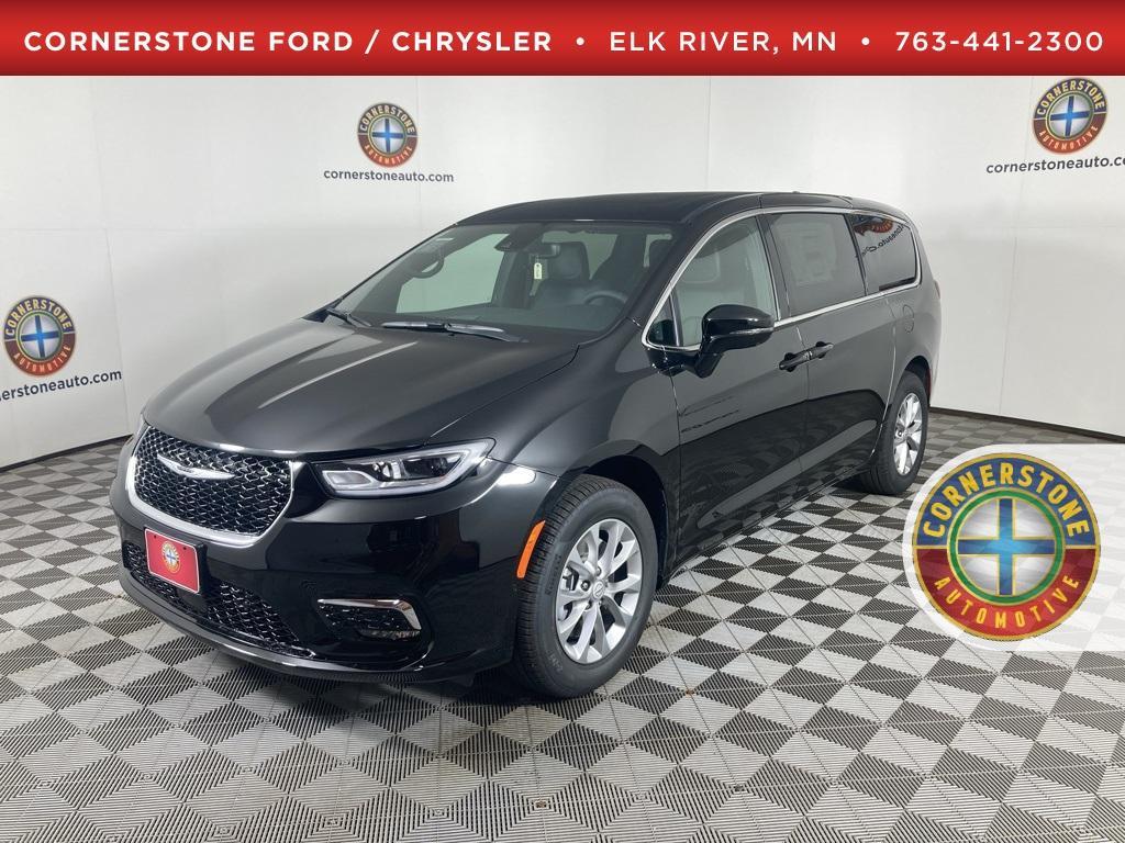 new 2025 Chrysler Pacifica car, priced at $44,116