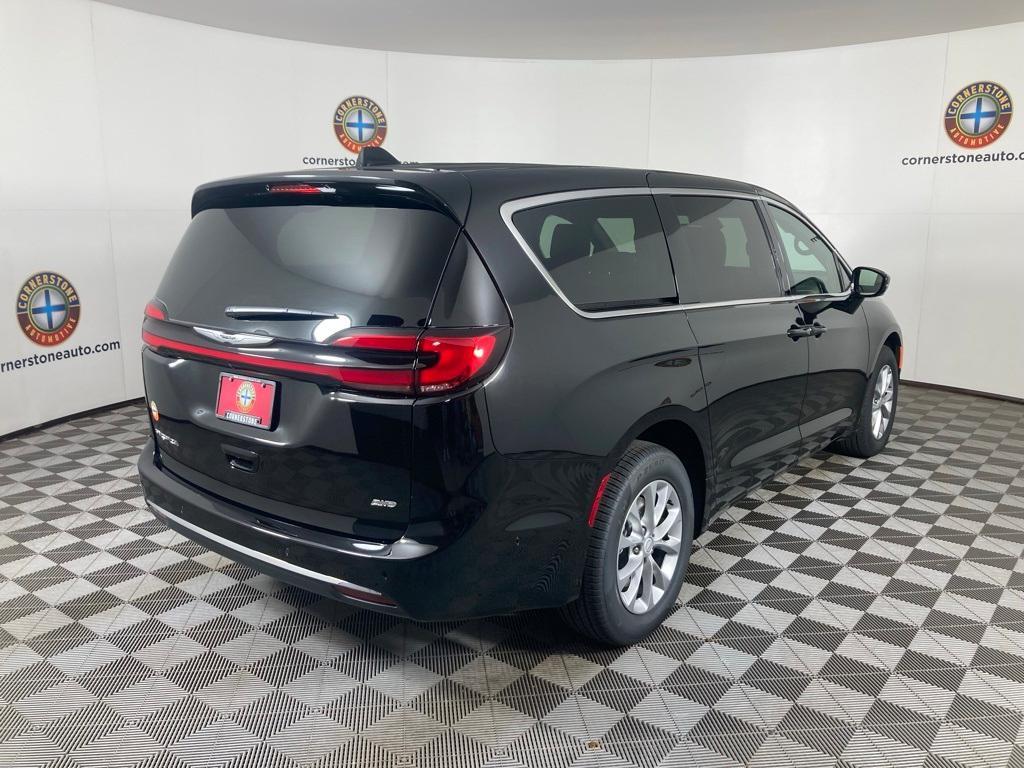 new 2025 Chrysler Pacifica car, priced at $44,833
