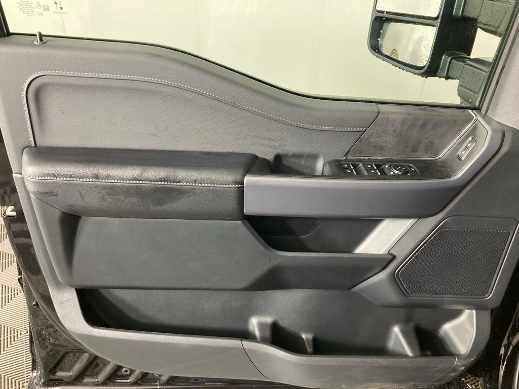 new 2025 Ford F-150 car, priced at $56,352