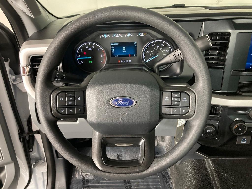 new 2025 Ford F-250 car, priced at $51,091