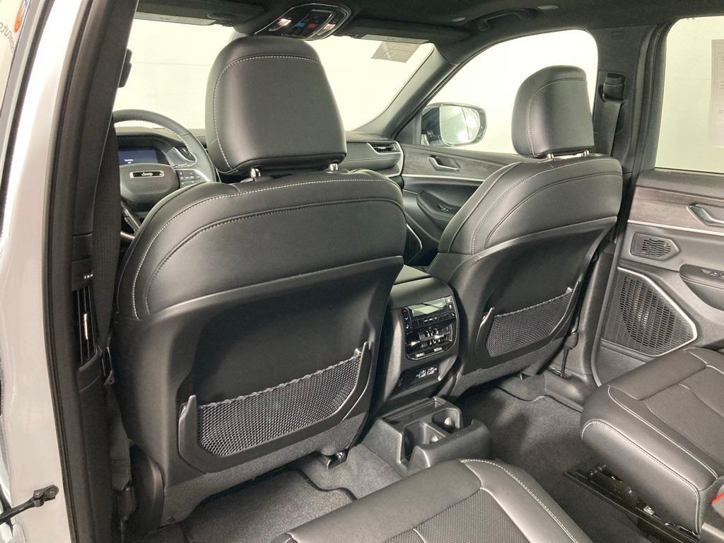 new 2025 Jeep Grand Cherokee L car, priced at $51,321