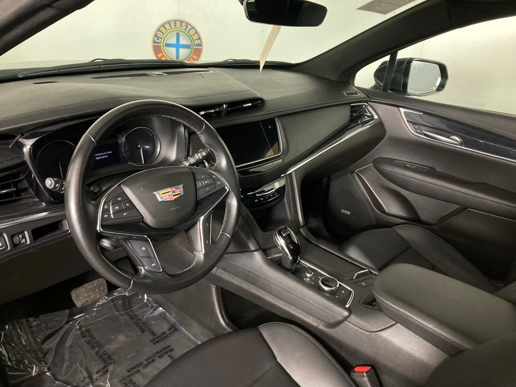 used 2022 Cadillac XT5 car, priced at $29,693