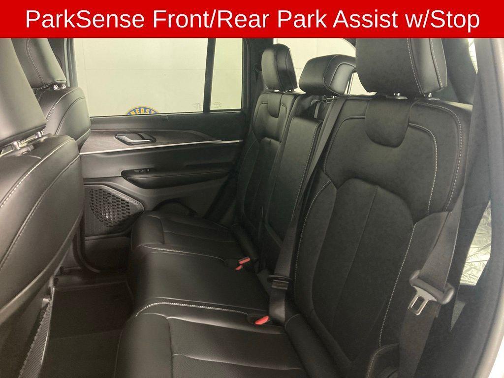 new 2025 Jeep Grand Cherokee car, priced at $48,430