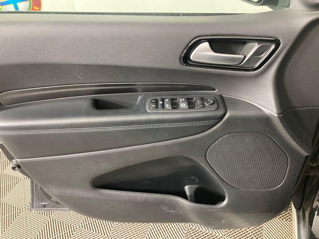 used 2024 Dodge Durango car, priced at $25,999