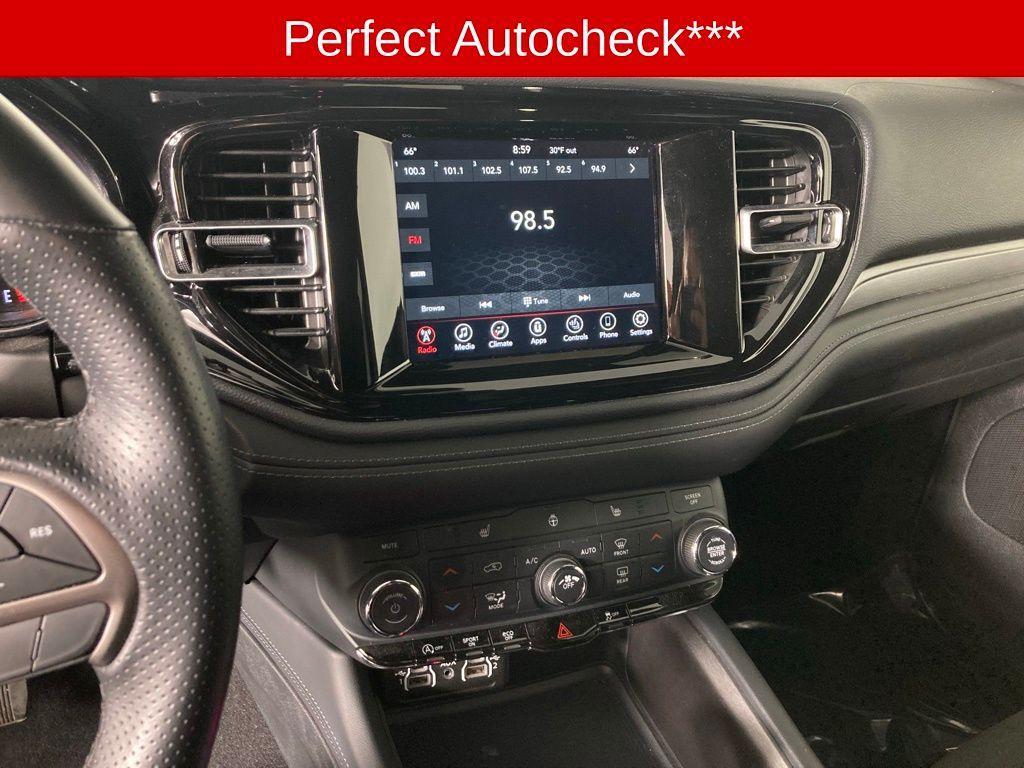used 2024 Dodge Durango car, priced at $25,999