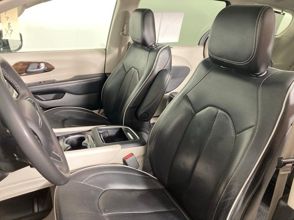 used 2023 Chrysler Pacifica car, priced at $31,699