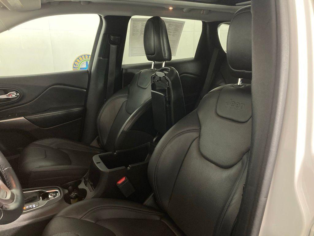 used 2020 Jeep Cherokee car, priced at $18,499