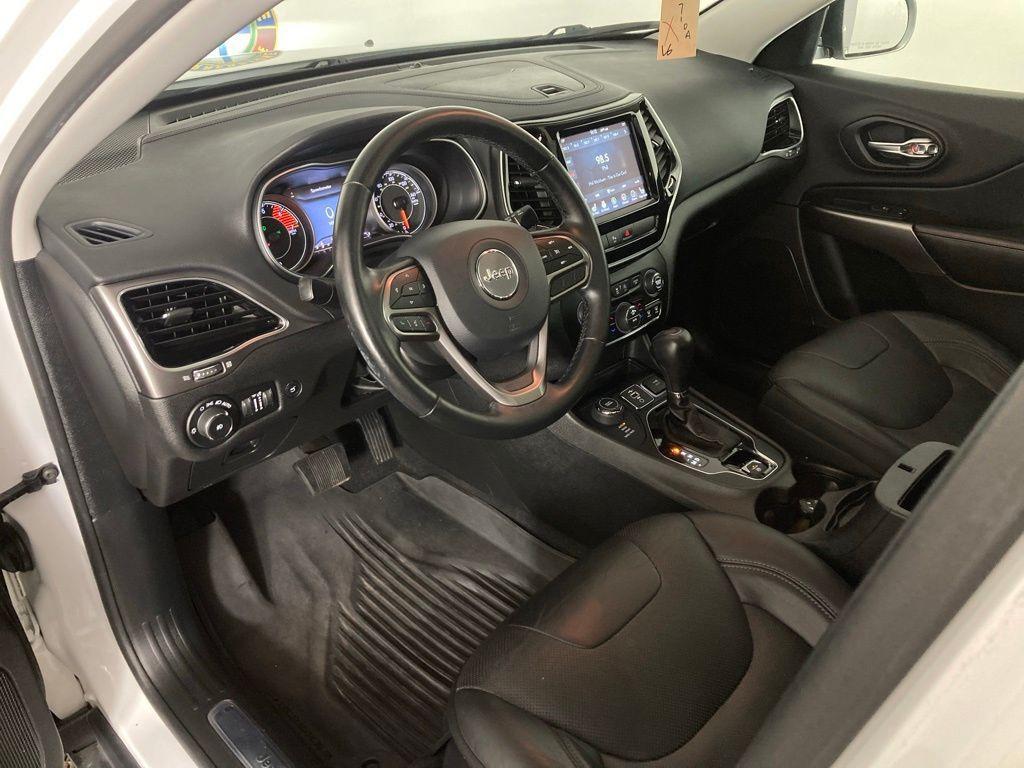 used 2020 Jeep Cherokee car, priced at $18,499