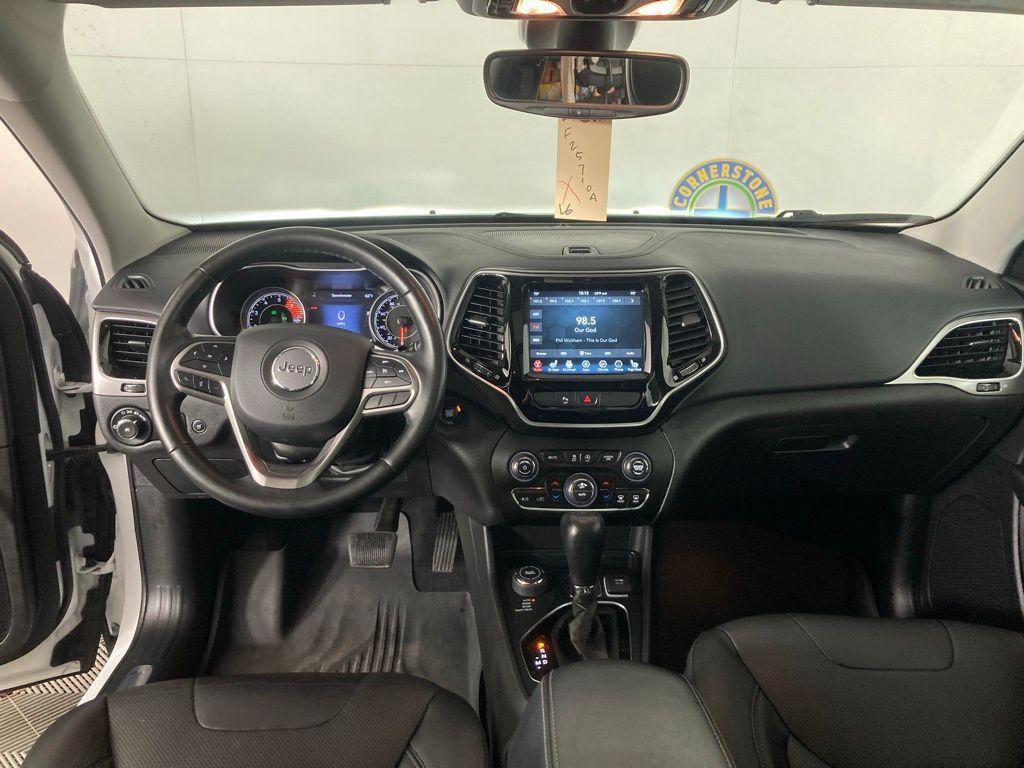 used 2020 Jeep Cherokee car, priced at $18,499