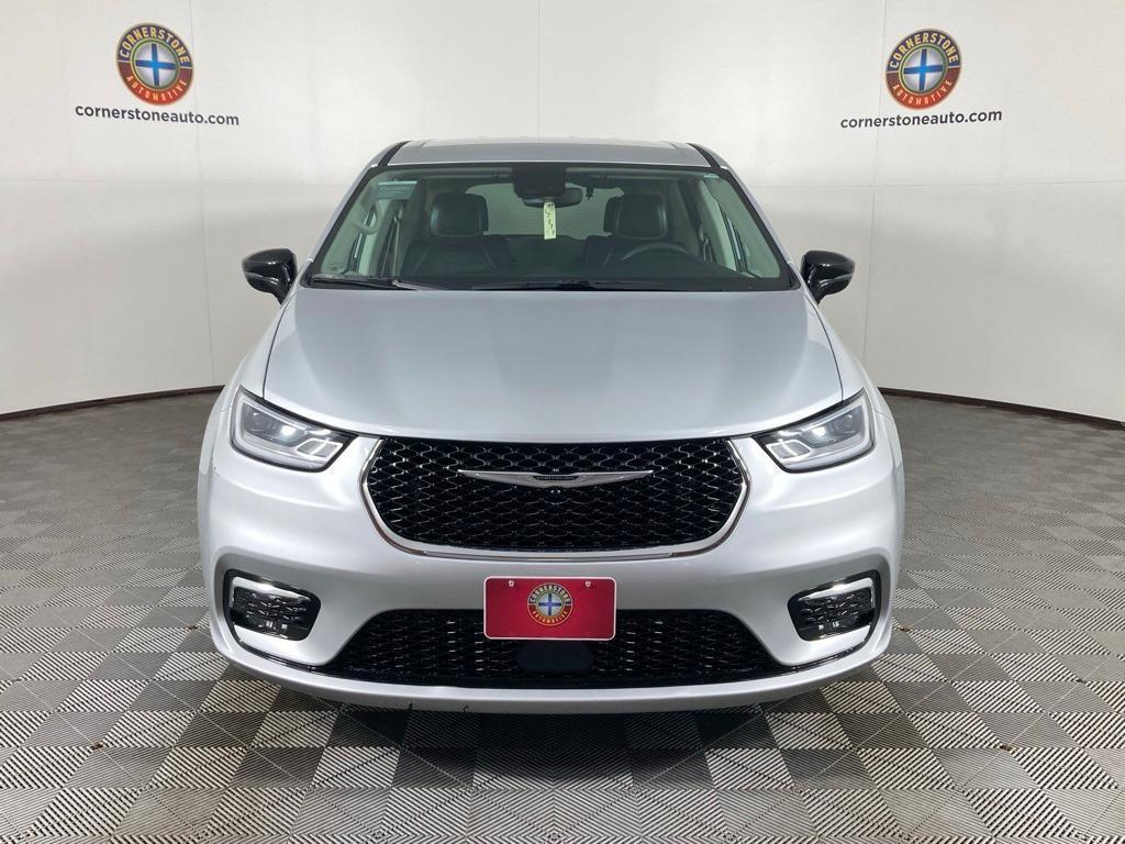 used 2024 Chrysler Pacifica car, priced at $29,995