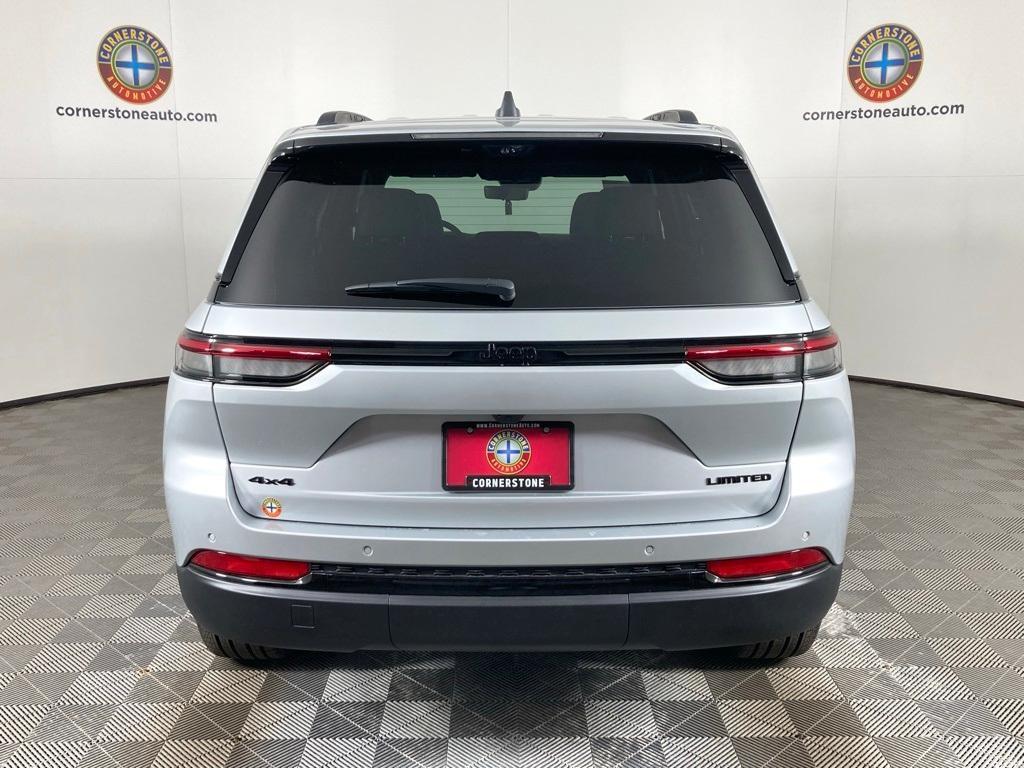 new 2025 Jeep Grand Cherokee car, priced at $50,999