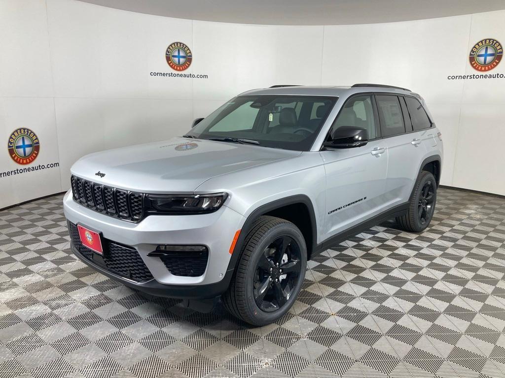 new 2025 Jeep Grand Cherokee car, priced at $50,999