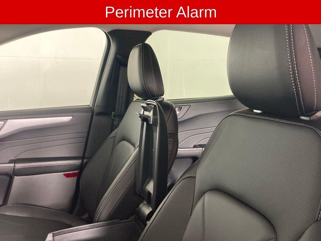 new 2025 Ford Escape car, priced at $33,522