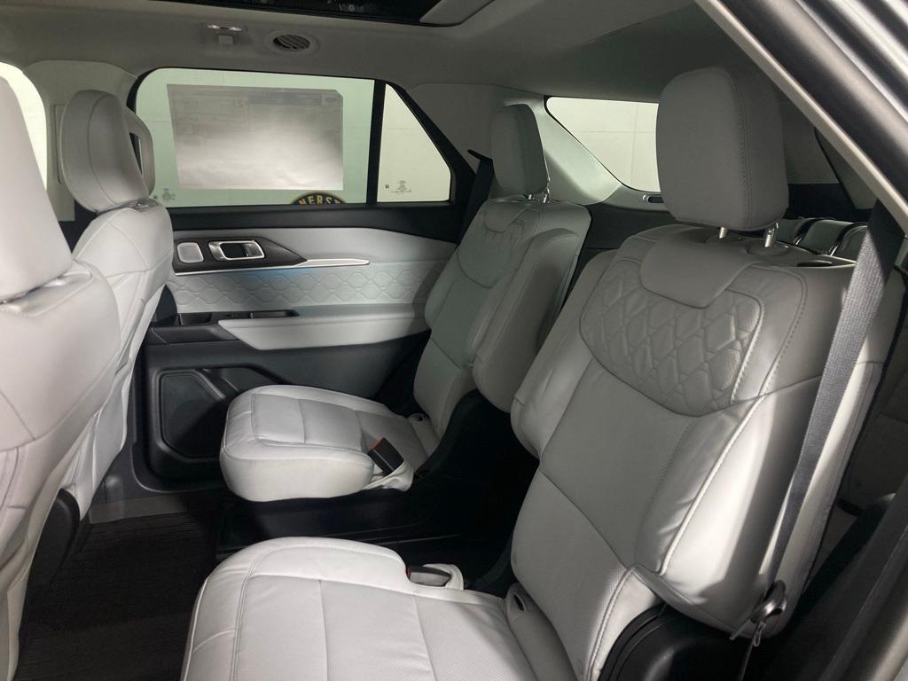 new 2025 Ford Explorer car, priced at $56,612