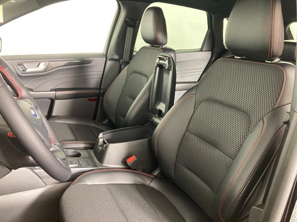 new 2025 Ford Escape car, priced at $30,520