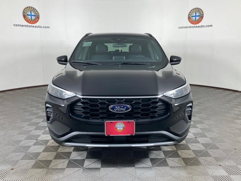 new 2025 Ford Escape car, priced at $30,520