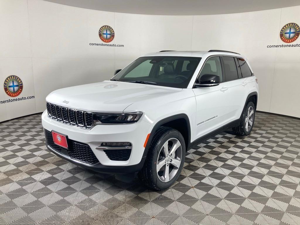 new 2025 Jeep Grand Cherokee car, priced at $47,498