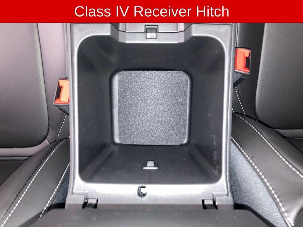 new 2025 Jeep Grand Cherokee car, priced at $42,177