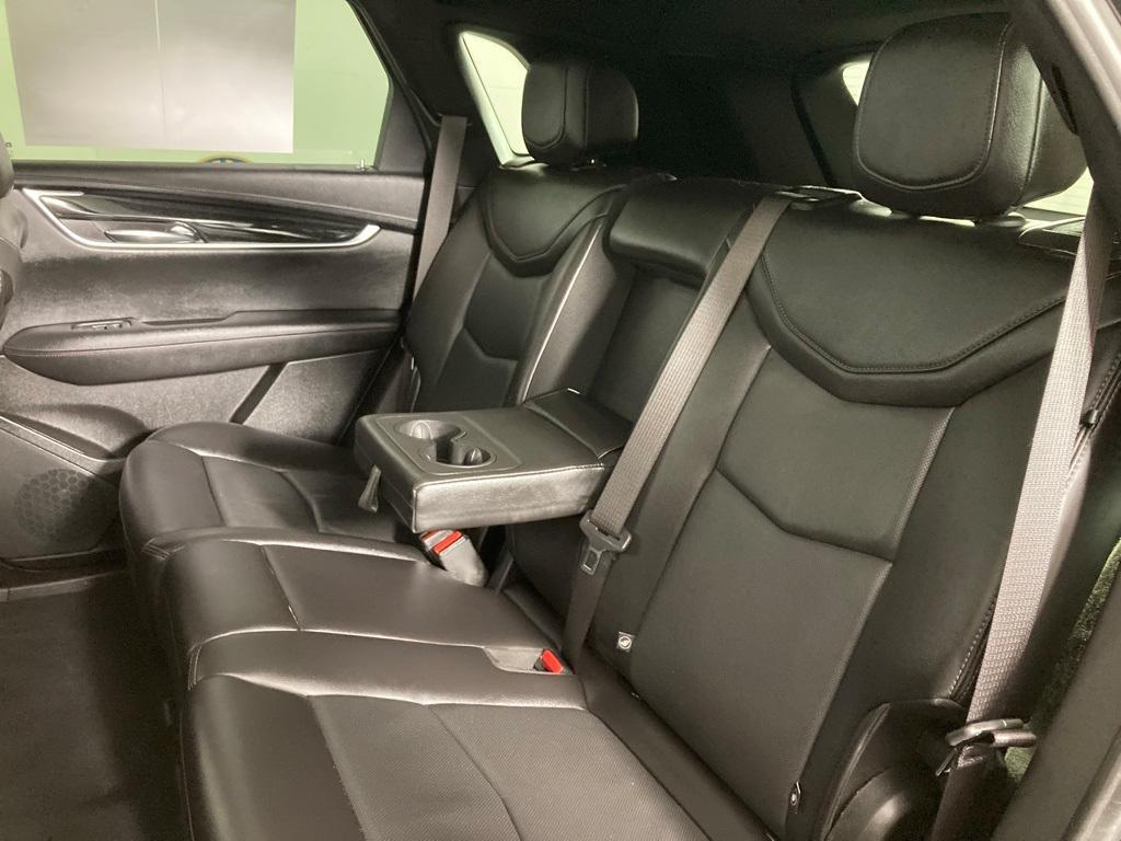 used 2021 Cadillac XT5 car, priced at $31,599