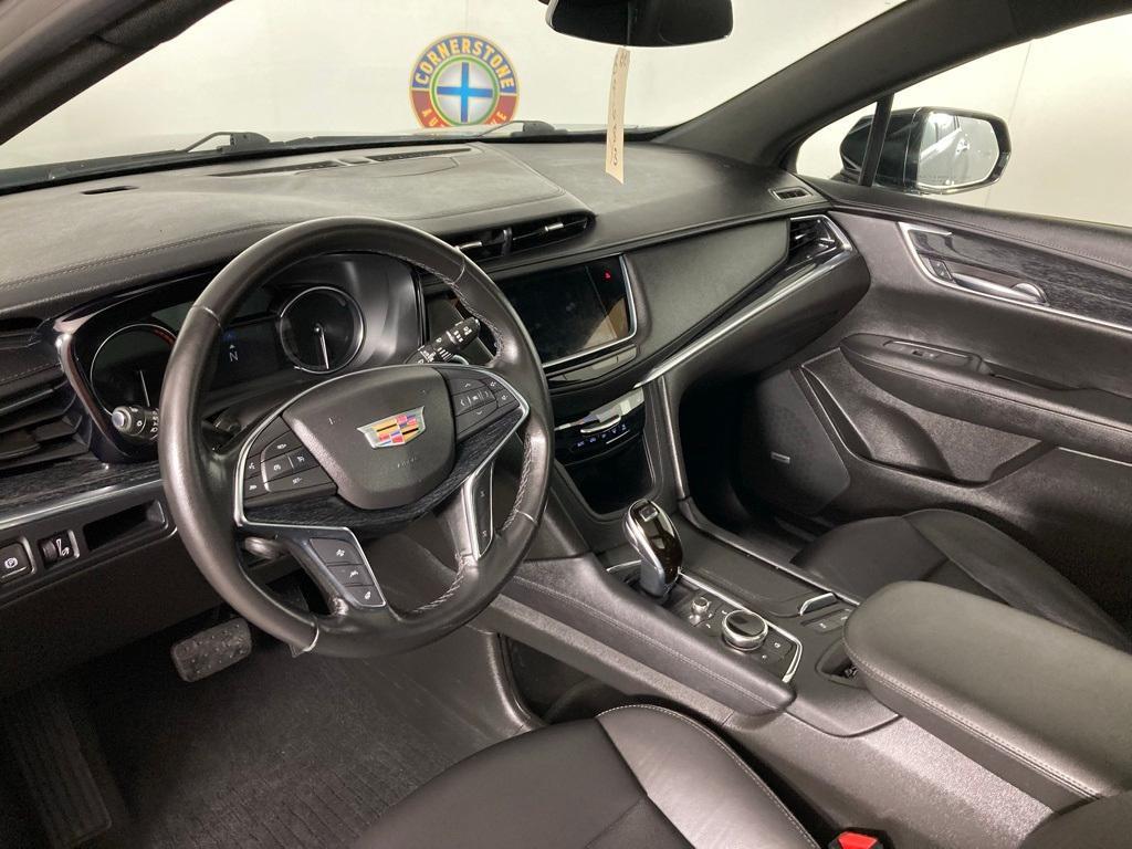 used 2021 Cadillac XT5 car, priced at $31,599