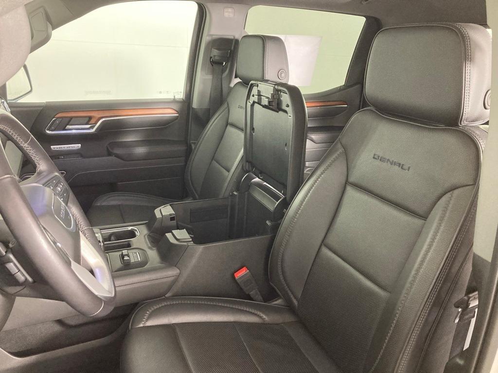 used 2023 GMC Sierra 1500 car, priced at $59,998