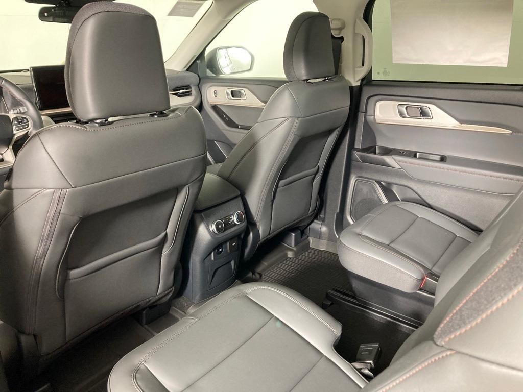 new 2025 Ford Explorer car, priced at $49,395
