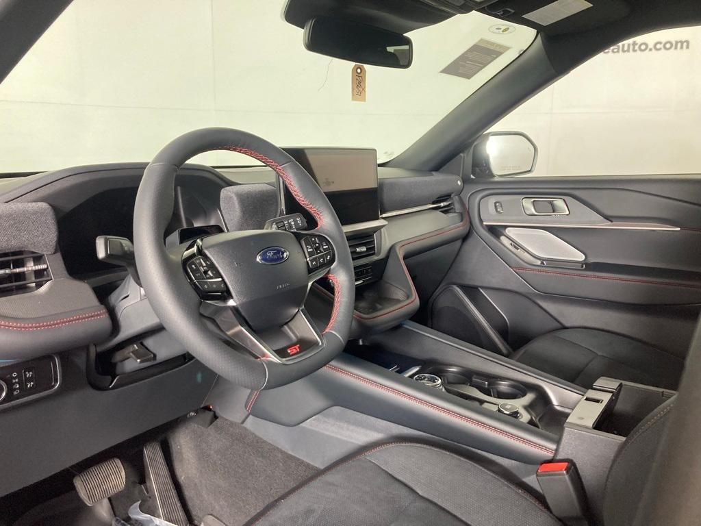 new 2025 Ford Explorer car, priced at $59,721