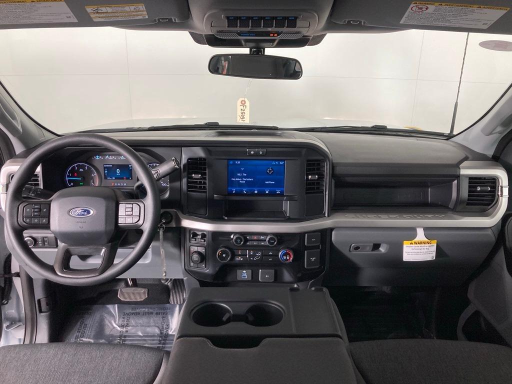 new 2025 Ford F-350 car, priced at $69,550
