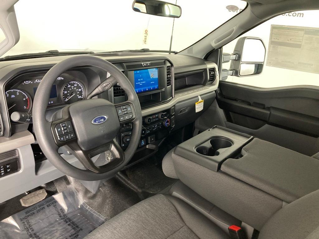 new 2025 Ford F-350 car, priced at $69,550
