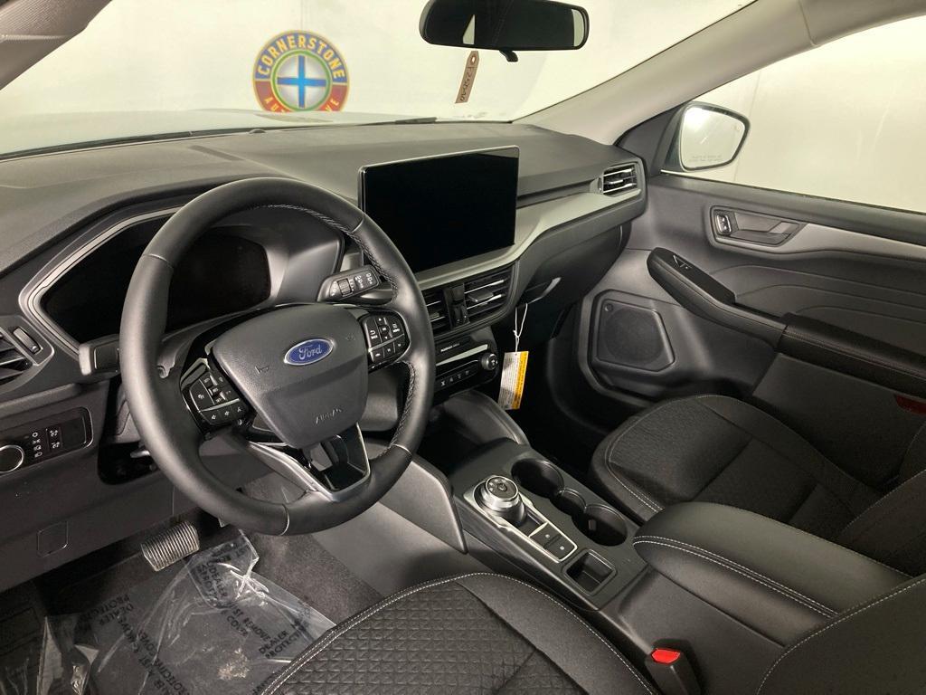 new 2025 Ford Escape car, priced at $31,600