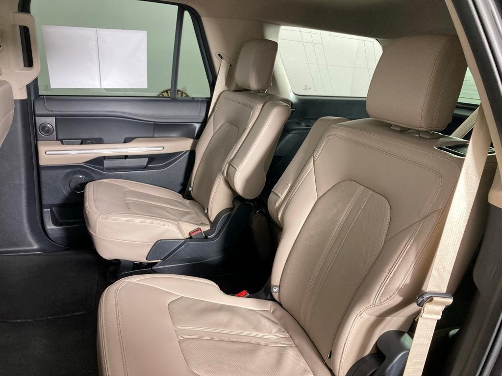 used 2024 Ford Expedition car, priced at $59,999