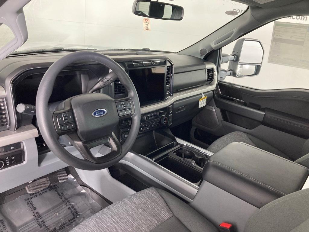 new 2024 Ford F-350 car, priced at $63,998