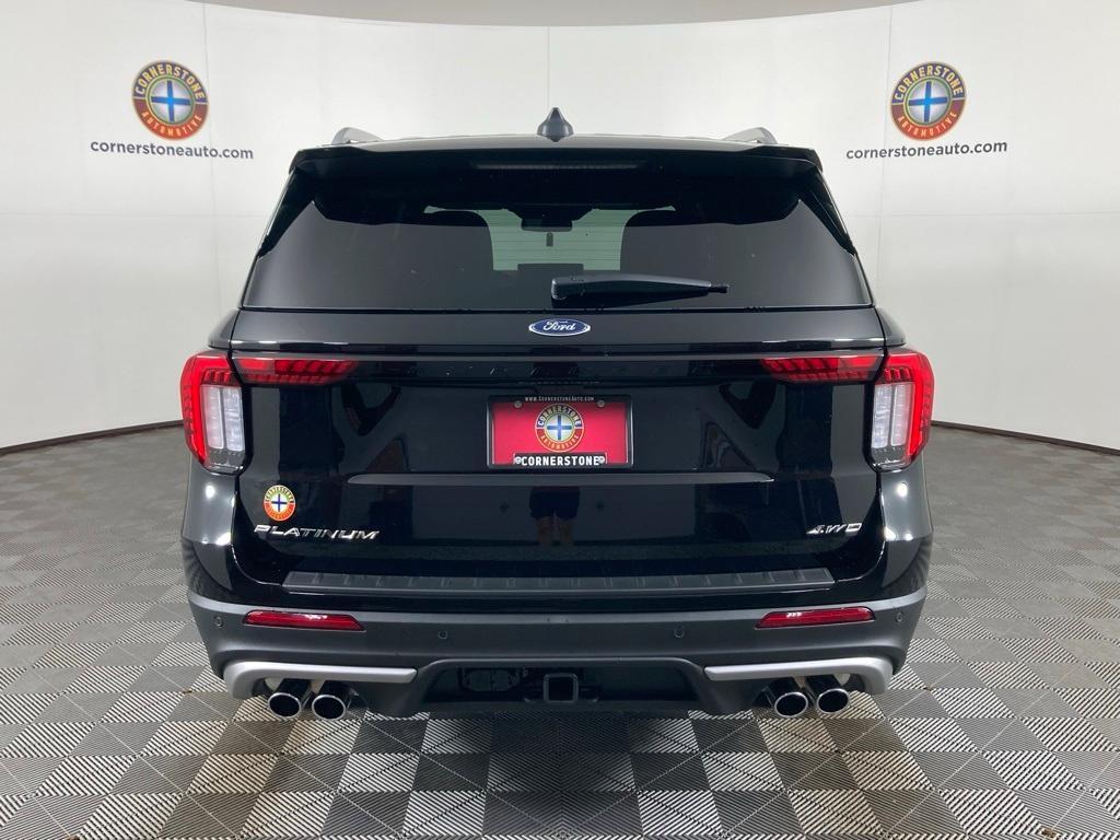 new 2025 Ford Explorer car, priced at $56,305